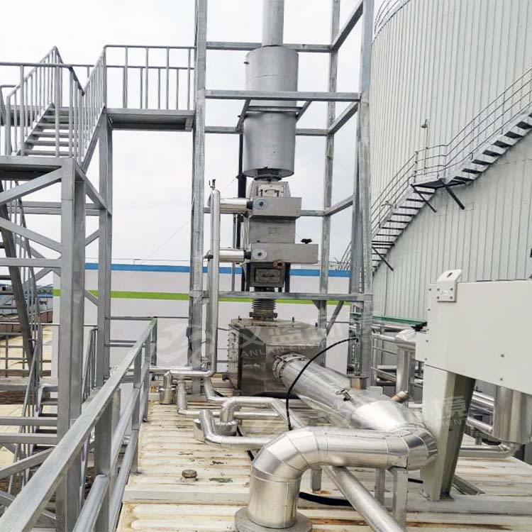 生物發(fā)電配脫硝 共衛(wèi)藍天空氣新 ——萬純生物質沼氣發(fā)電機組脫硝系統(tǒng)在某地運行