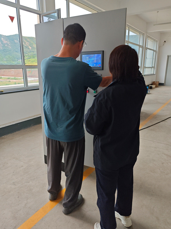 客戶到河北漢藍廠區考察SCR脫硝控制系統